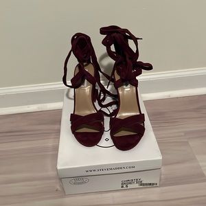Steve Madden burgundy suede heel